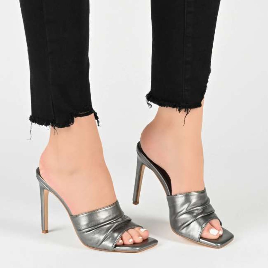 Heels * | Journee Collection Camber